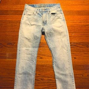 Vintage/90’s -- Slim Straight (mid rise) American Eagle Distressed Denim